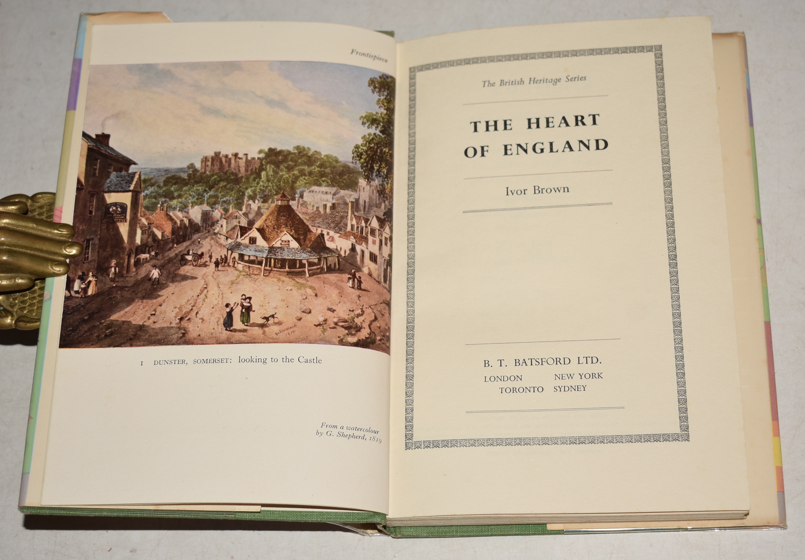 The Heart of England. The British Heritage Series.