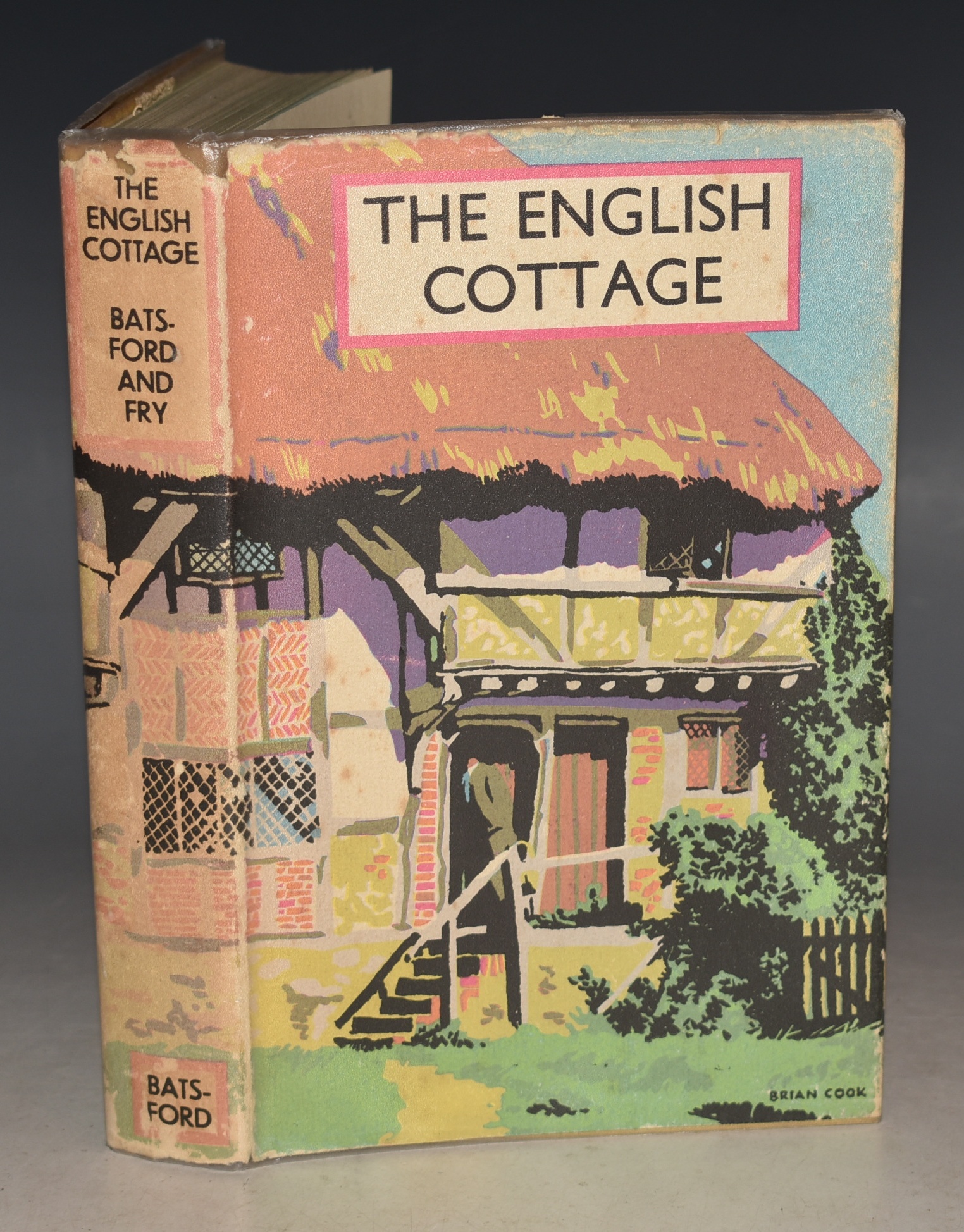 The English Cottage. The British Heritage Series. Illustrated from Photographs, Diagrams and Drawings.