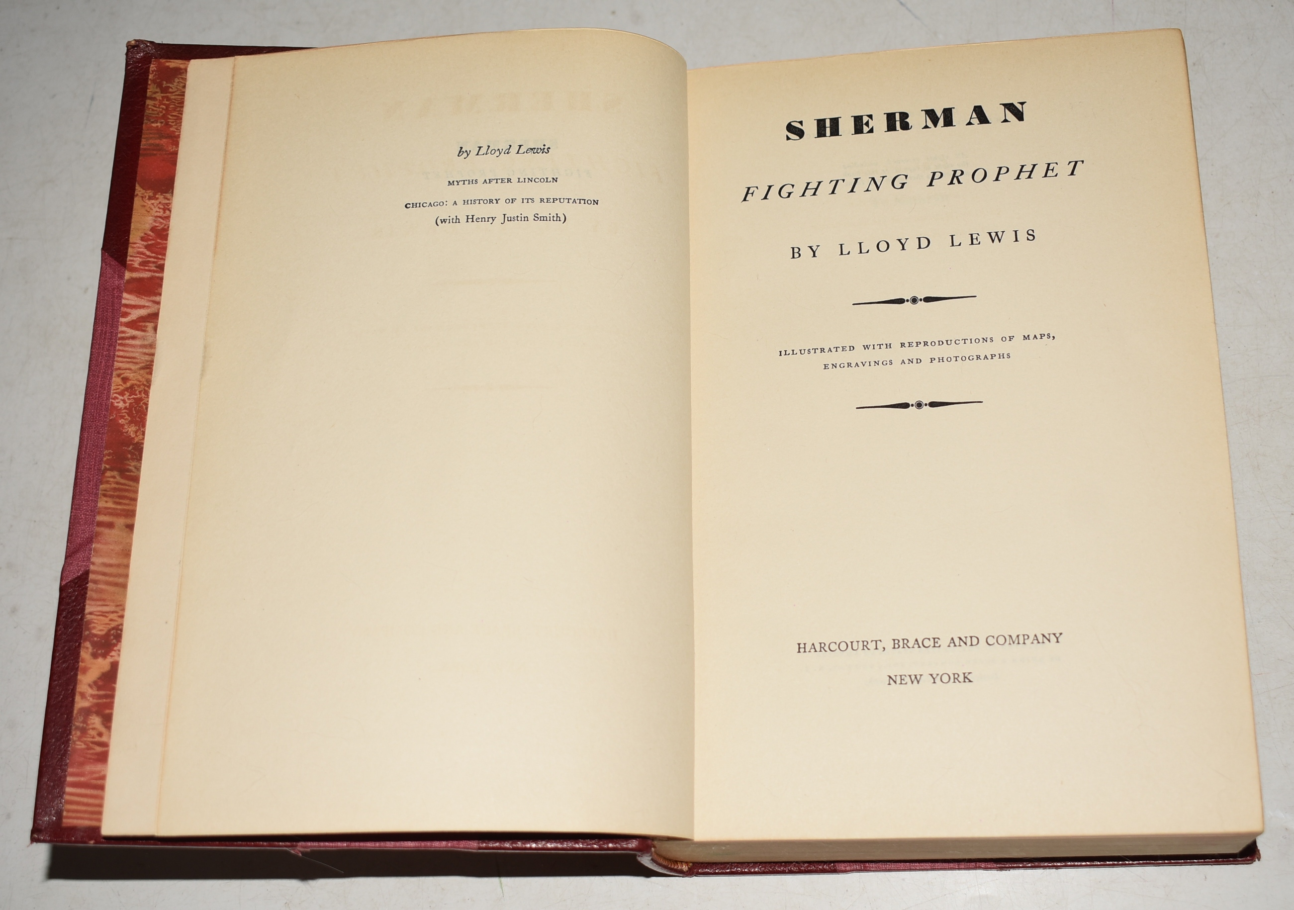 Sherman, Fighting Prophet Illustrated with Reproductions of Maps, Engravings and Photographs.