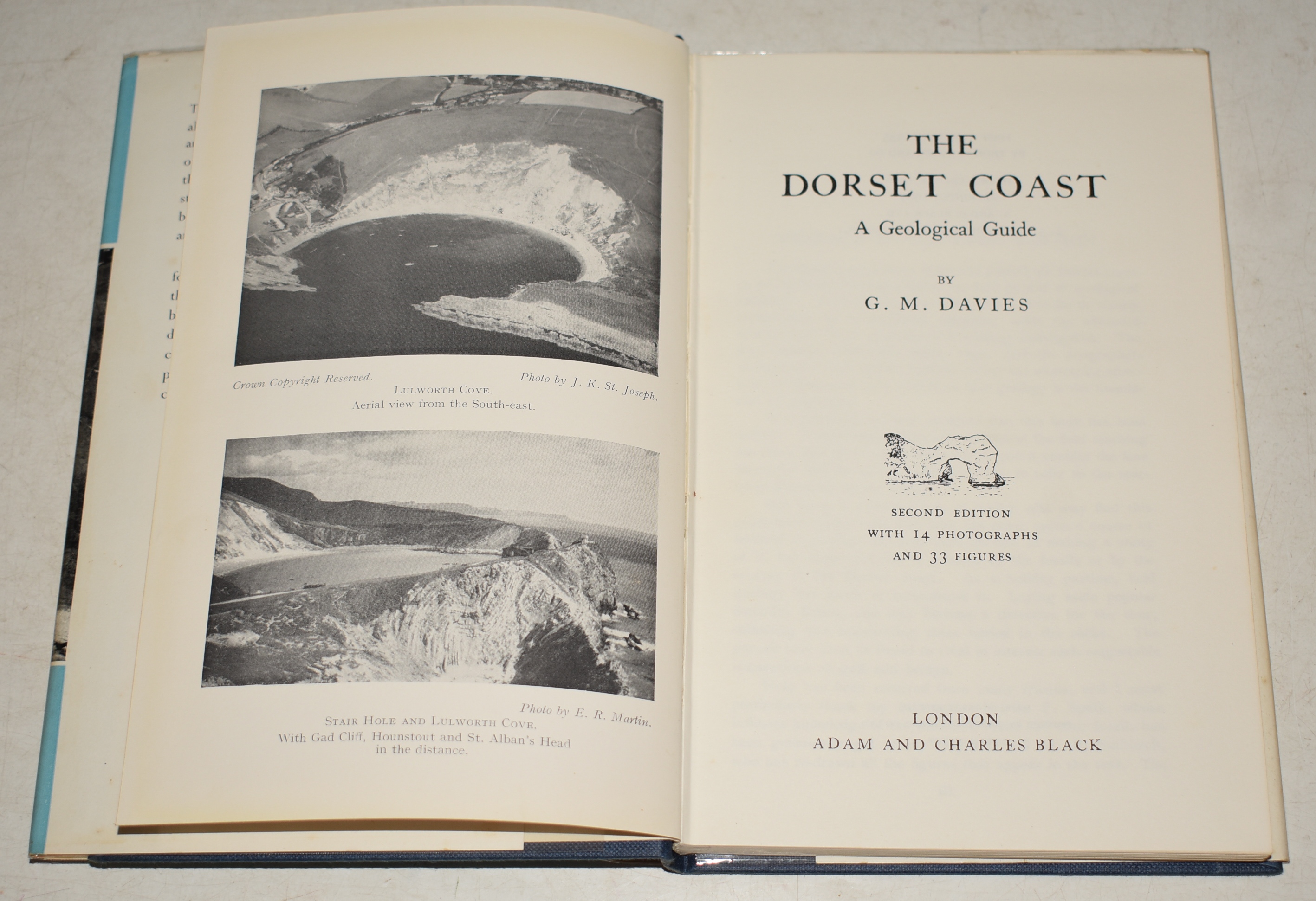 The Dorset Coast. A Geological Guide.
