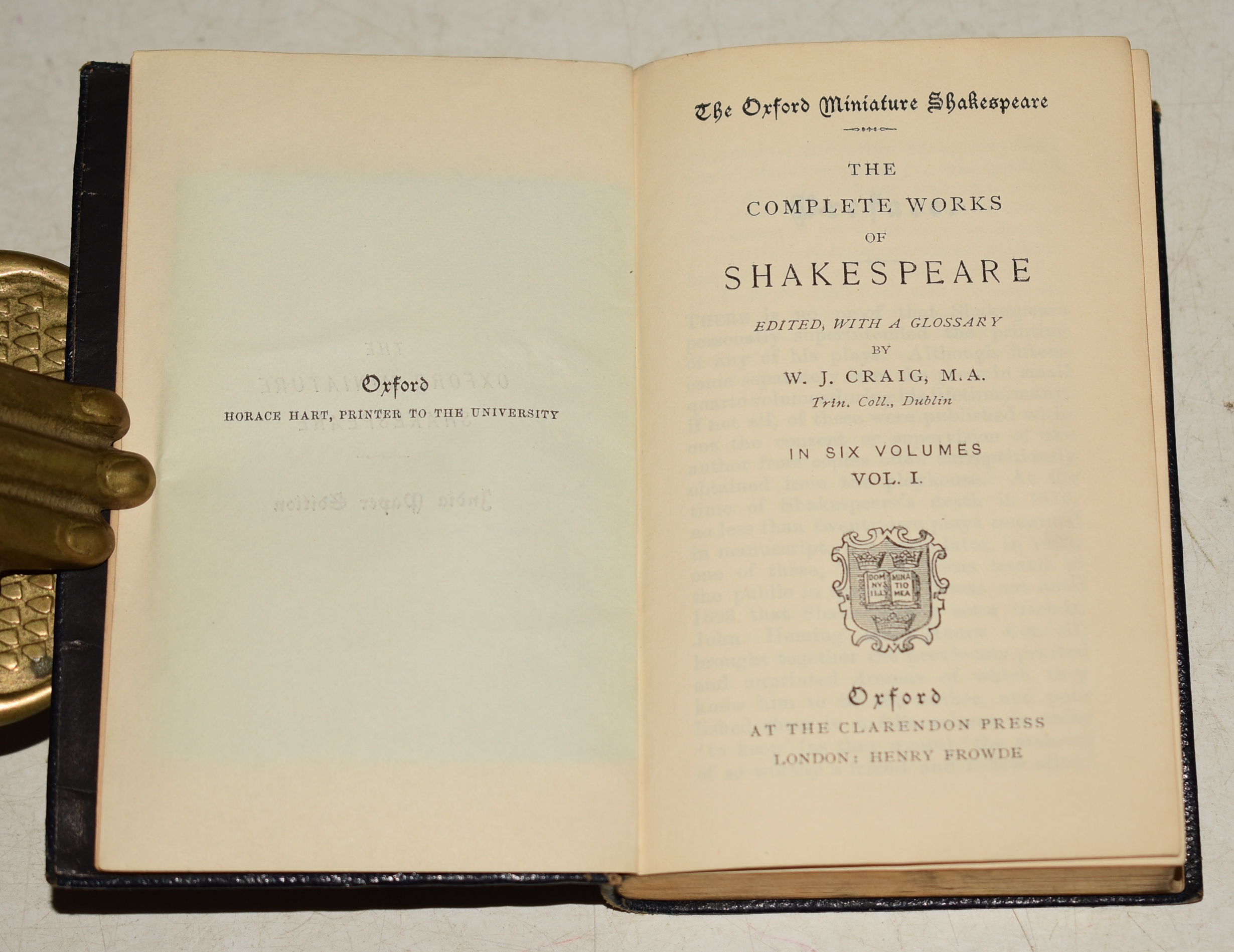 The Oxford Miniature Shakespeare. The Complete Works of Shakespeare. Edited, With a Glossary by W.J. Craig. In Six Volumes. India Paper Edition.