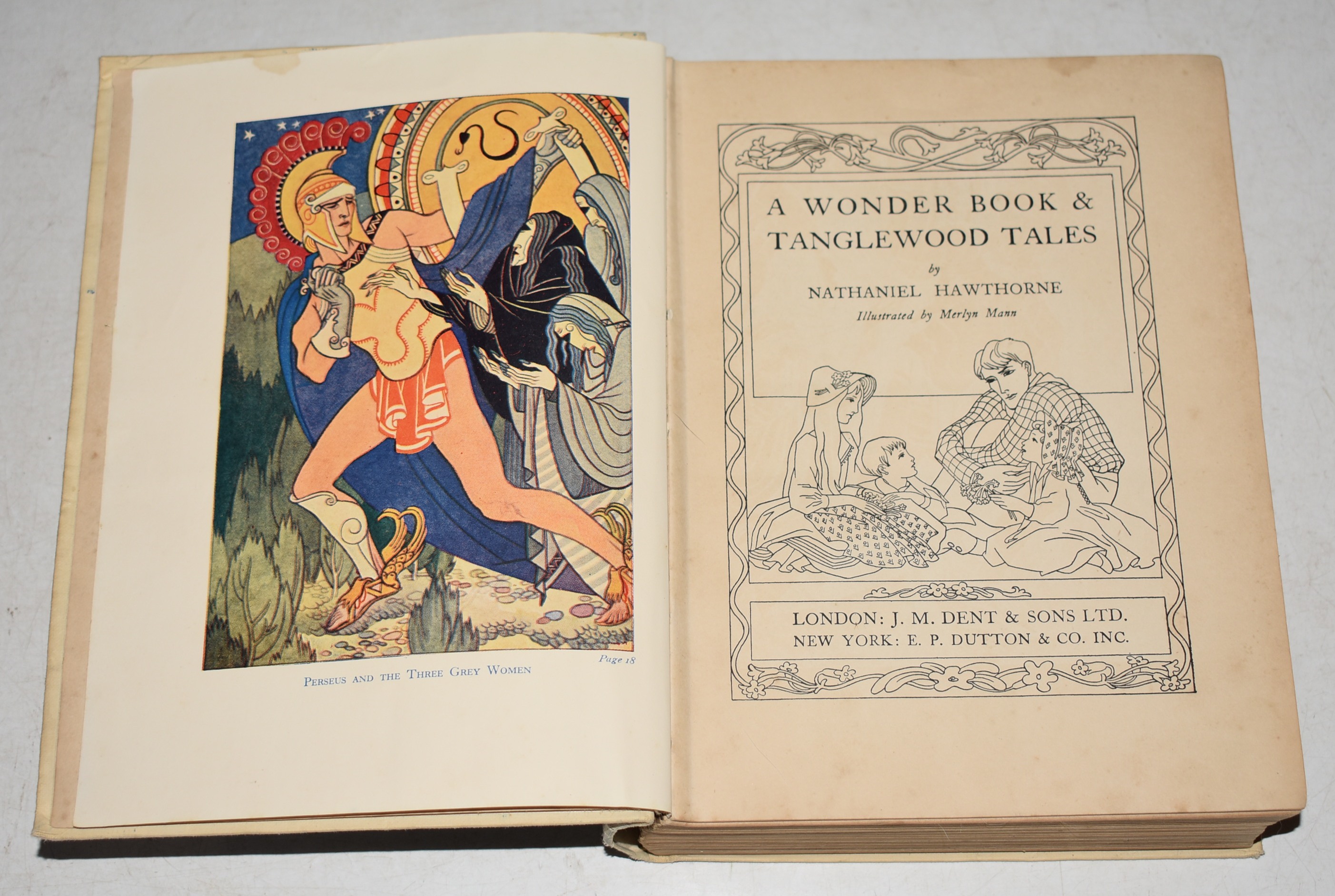 A Wonder Book & Tanglewood Tales 222222.