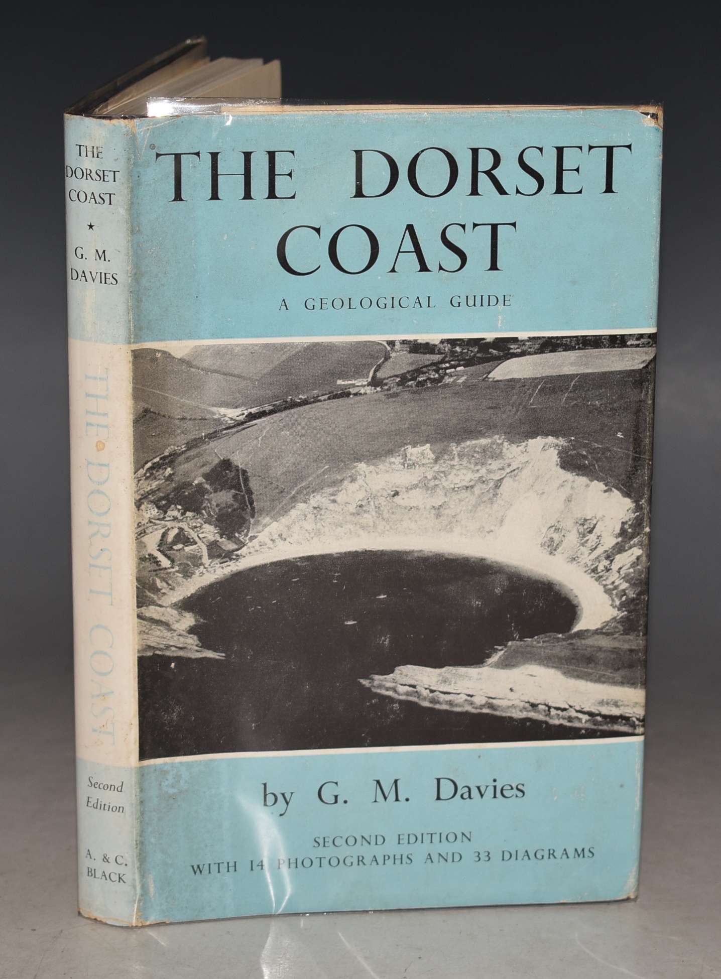 The Dorset Coast. A Geological Guide.