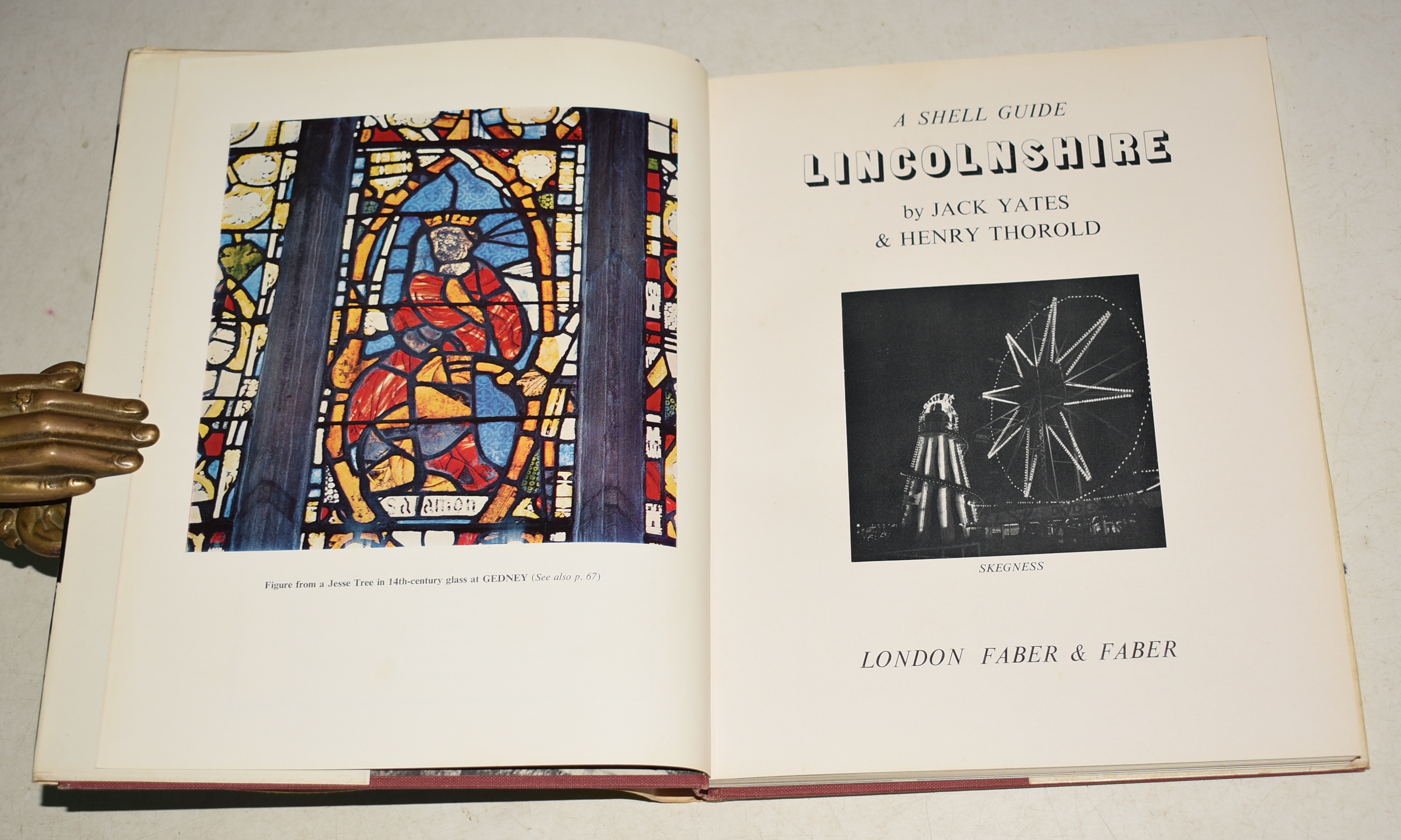 Lincolnshire. A Shell Guide.