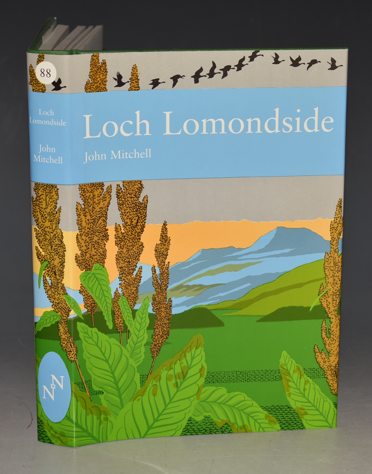 Loch Lomondside (88) Gateway to the Western Highlands of Scotland. (The New Naturalist 88).