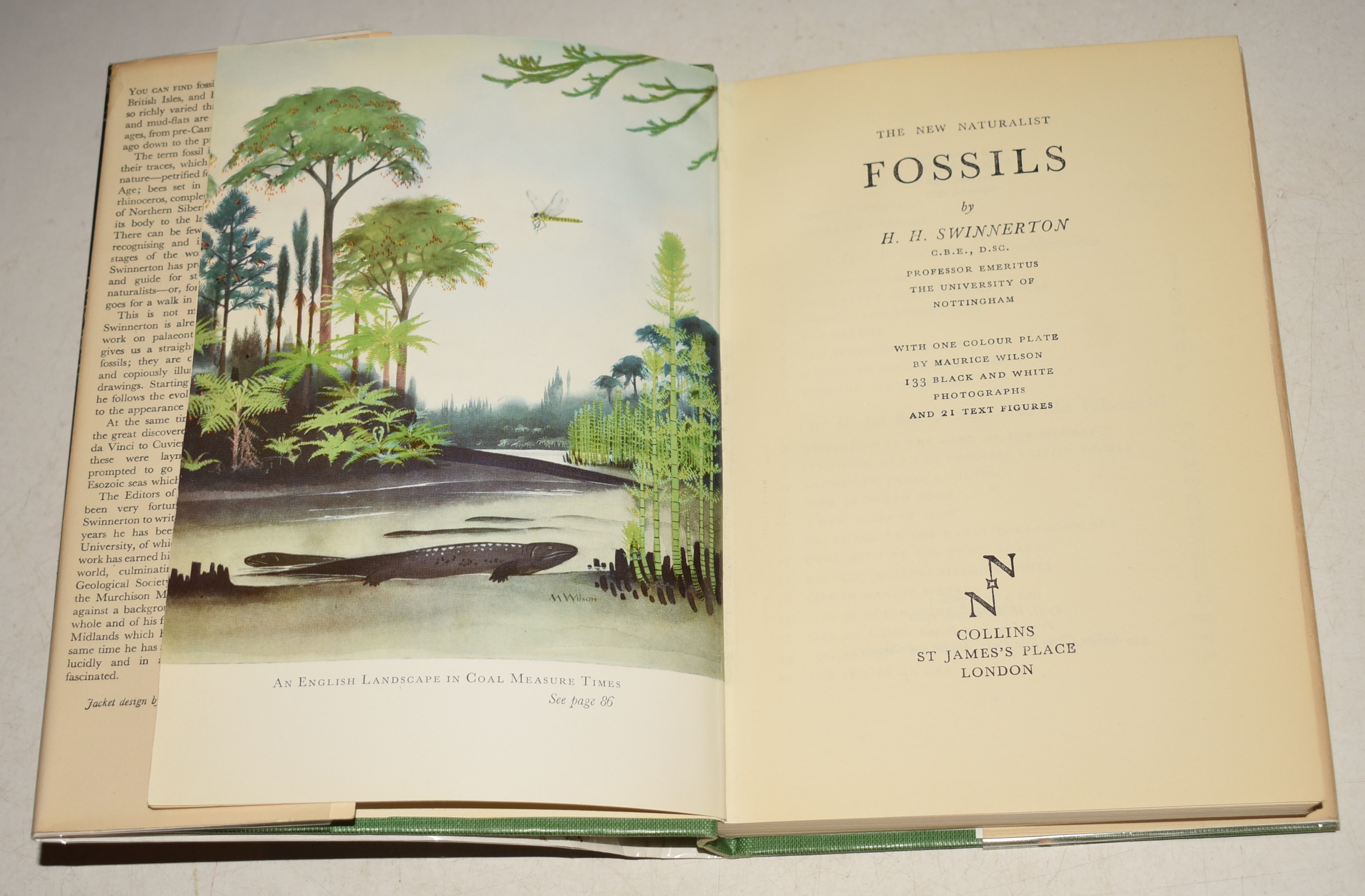 Fossils. (42) The New Naturalist 42. With one colour plate by Maurice Wilson. 133 b&w photographs and 21 text figures.