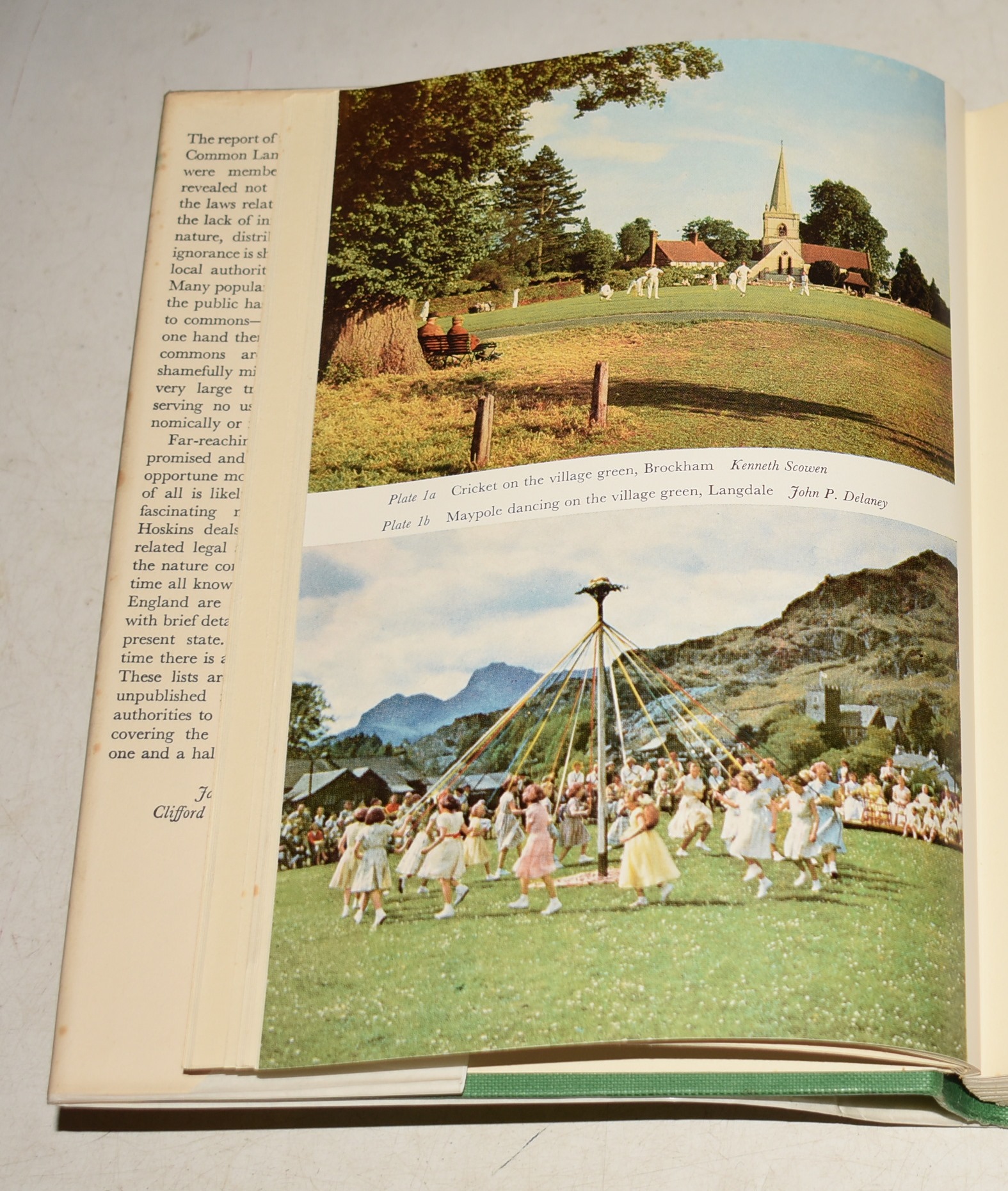 The Common Lands of England & Wales. (45) (The New Naturalist No.45).