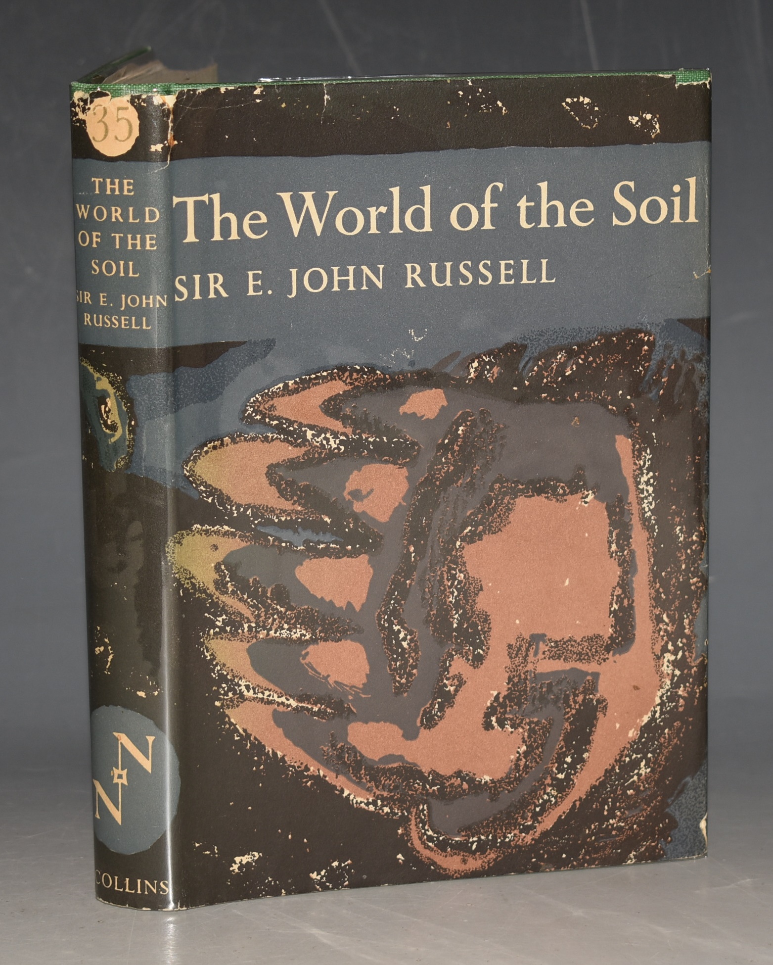 The World of the Soil. (35) (The New Naturalist. 35).