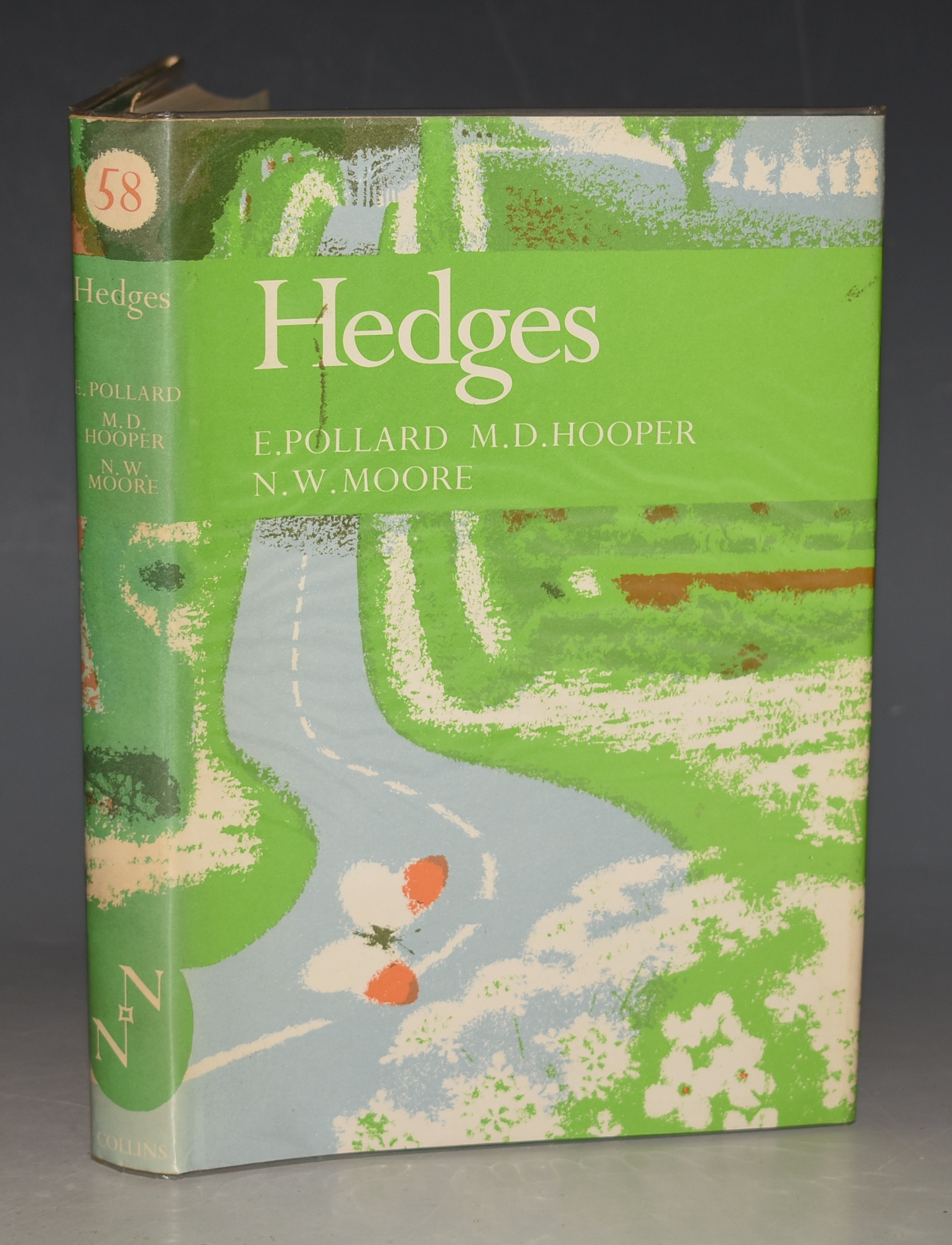 Hedges. (58) The New Naturalist 58