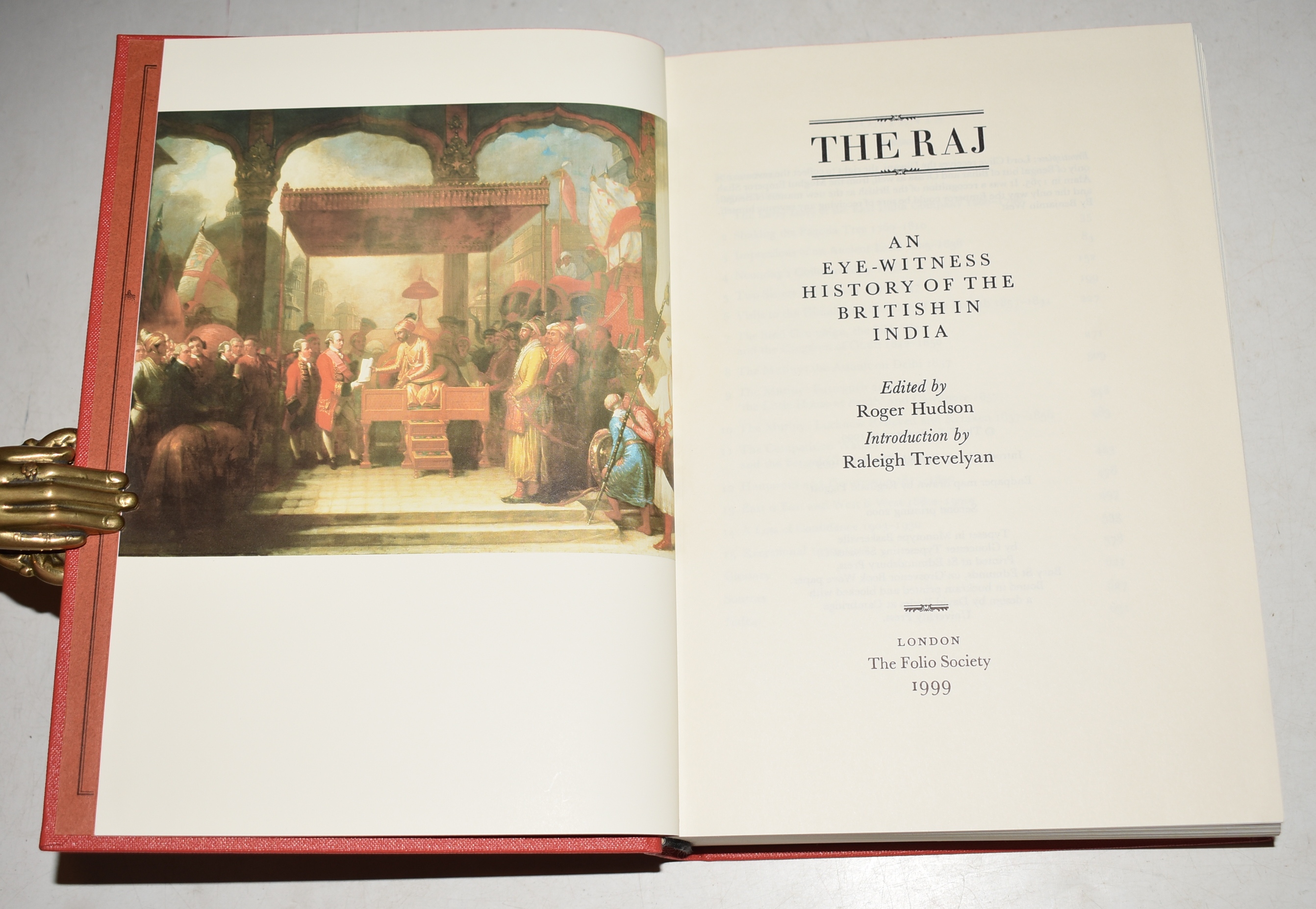 THE RAJ. An Eye-Witness History of the British in India. Introduction by Raleigh Trevelyan.